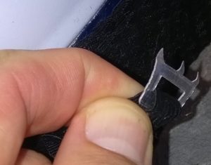 water heater maintenance filter catching mechanism