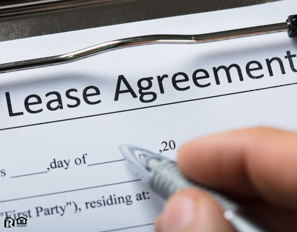 Signing a Lease Agreement for a Bixby Rental Property