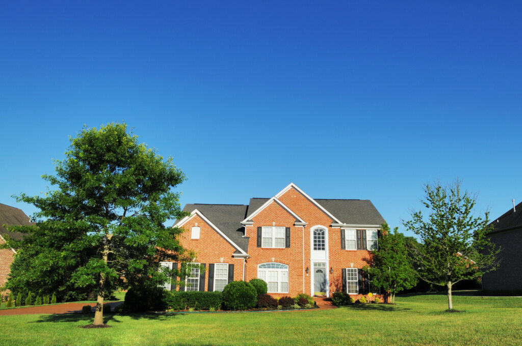 Large brick single family home in Brentwood Tennessee
