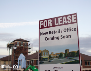 For Lease Sign at a Tarpon Springs Commerical Property