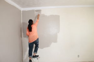 Resident Painting Walls Gray before Asking Landlord for Permission