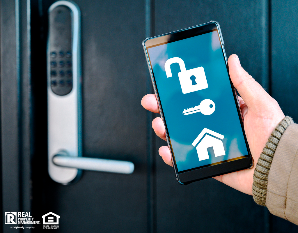 Lakeway Home Security System with Smartphone Capabilities