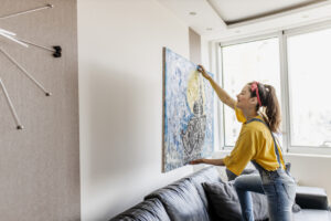 Neenah Renter Hanging Artwork 