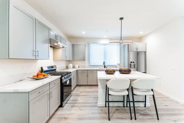 spacious contemporary kitchen with minimalist style