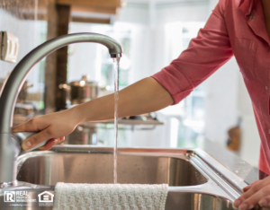 Leander Tenant Using a Water-Efficient Faucet
